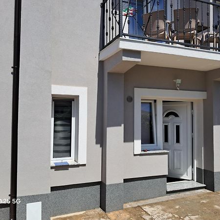 Apartments Tonci Трибунь Экстерьер фото