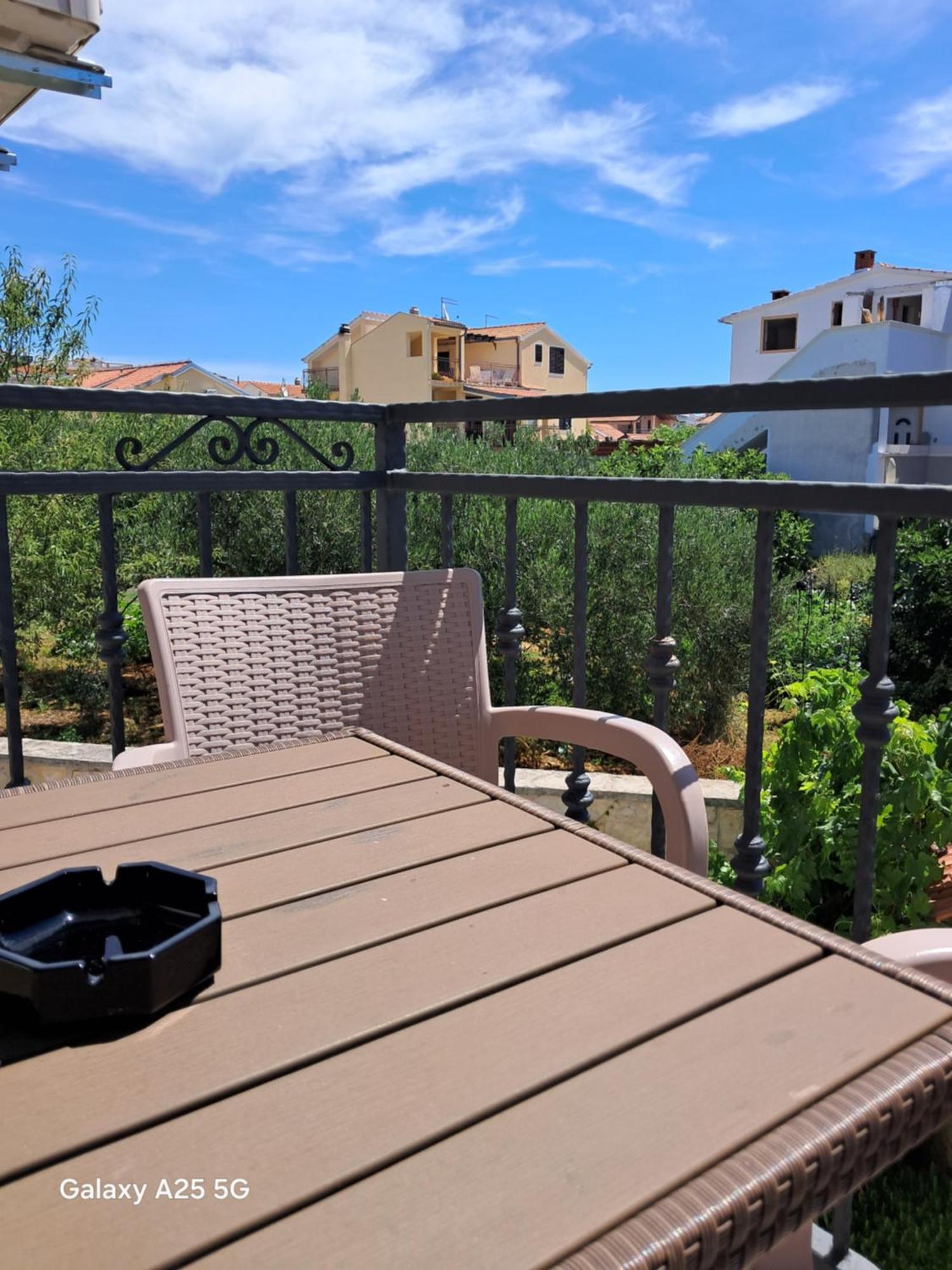 Apartments Tonci Трибунь Экстерьер фото