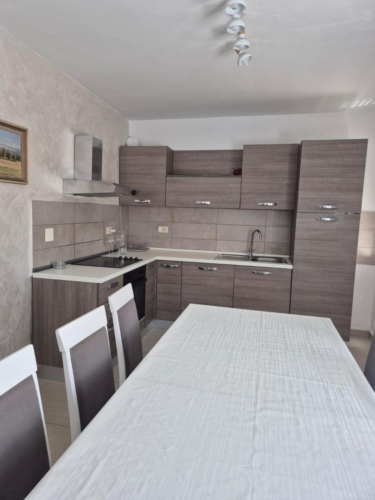 Apartments Tonci Трибунь Экстерьер фото