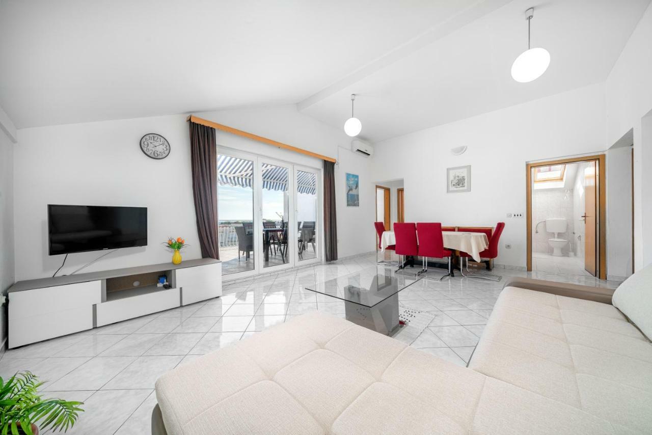Apartments Tonci Трибунь Экстерьер фото