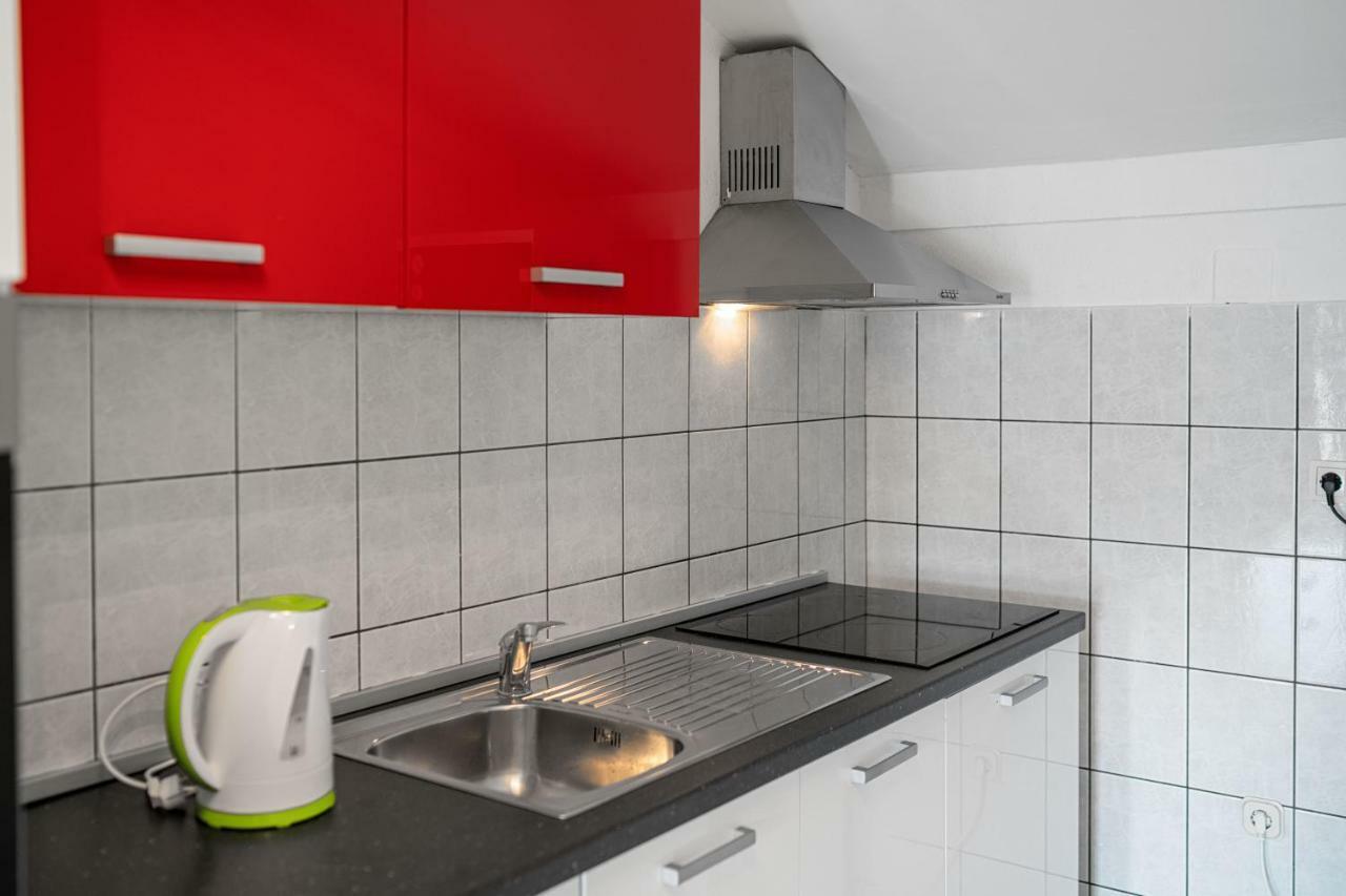 Apartments Tonci Трибунь Экстерьер фото